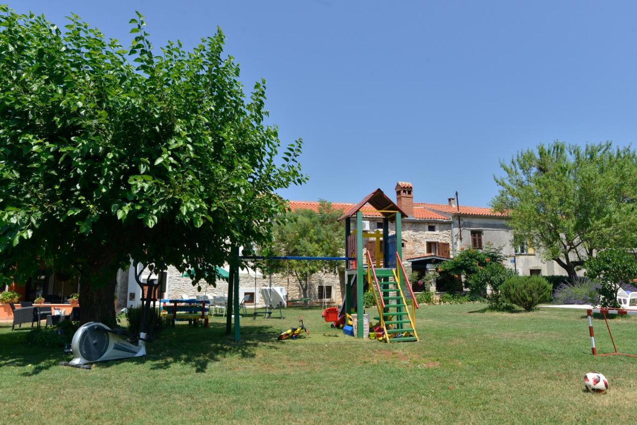 Bed And Breakfast Casa Rustica Vodnjan Exterior photo